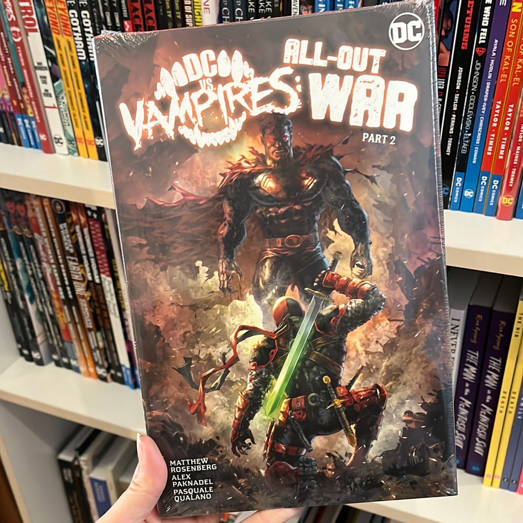 (hardcover) DC vs Vampires: All Out War part 2