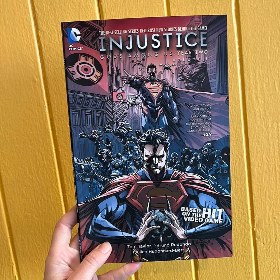 Injustice Gods Among Us: Year Two vol. 1