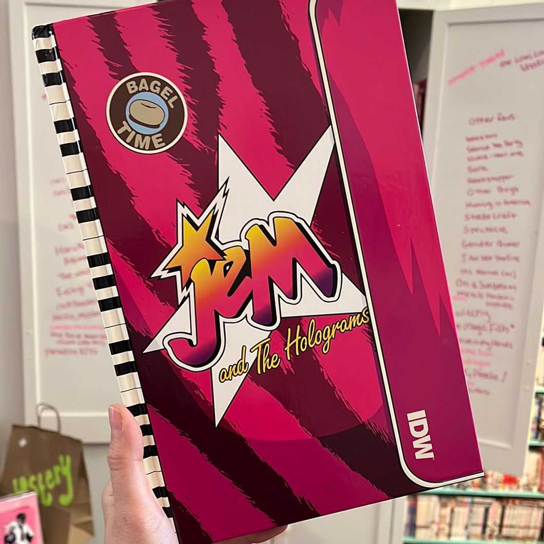 Jem & the Holograms OUTRAGEOUS! Edition
